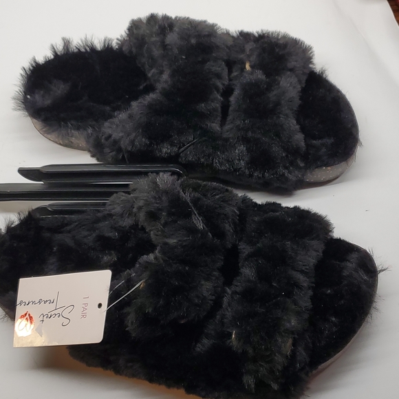 NWT Secret Treasures Women's slipper, Luxe two Band Step-in flexible out… - Picture 2 of 5